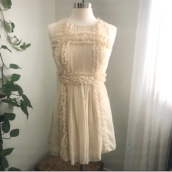 Forever 21 Vintage Cream Rosette Ruffle Pleated Dress Size Small - Picture 1 of 8
